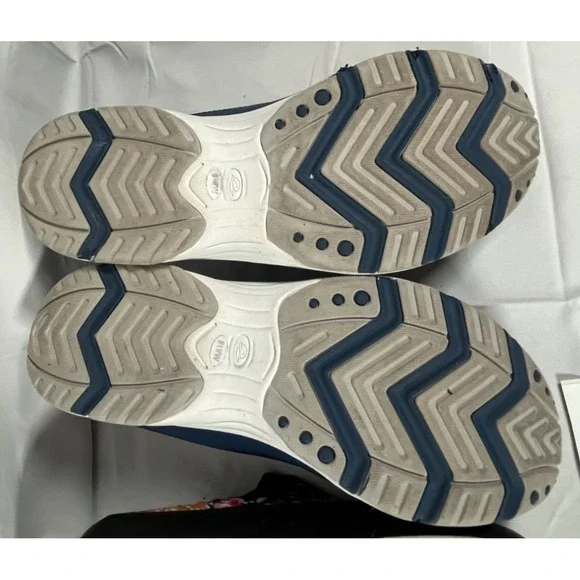 Lot Of 2 Womens Easy Spirit Shoes Size‎ 9WW Slip On Travel Time Comfort Clog - Picture 5 of 15